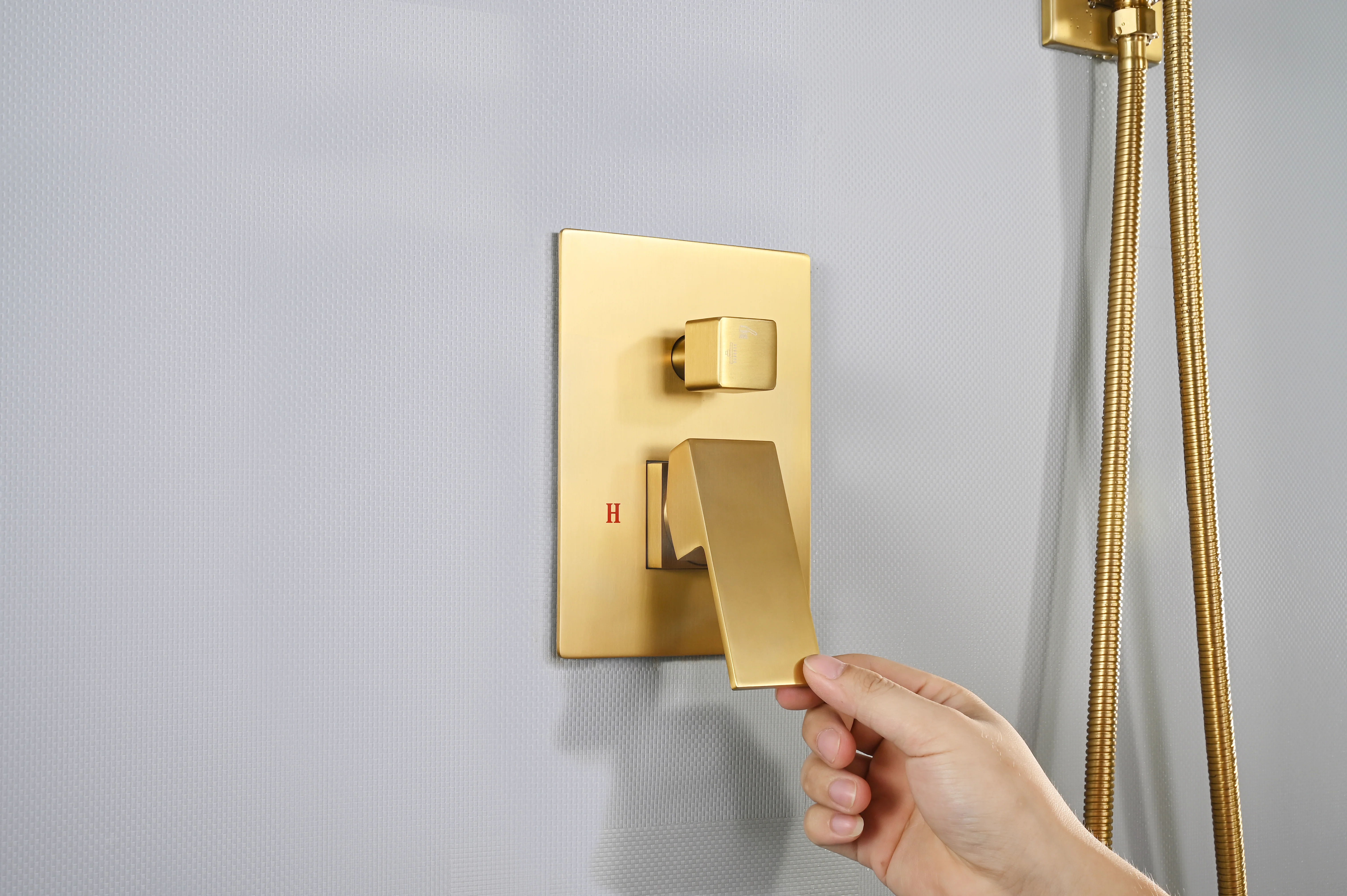 Brushed Gold 12 Inch or 16 inch Rain head Ceiling Mount two way pressure balance Shower System with Rough-in Valve Body and Trim - Image 10